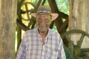 Zé Pedro, Mestre Quilombola de Ubatuba (Foto: Raell Nunes)